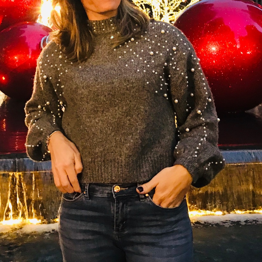 Crop sweater pearls